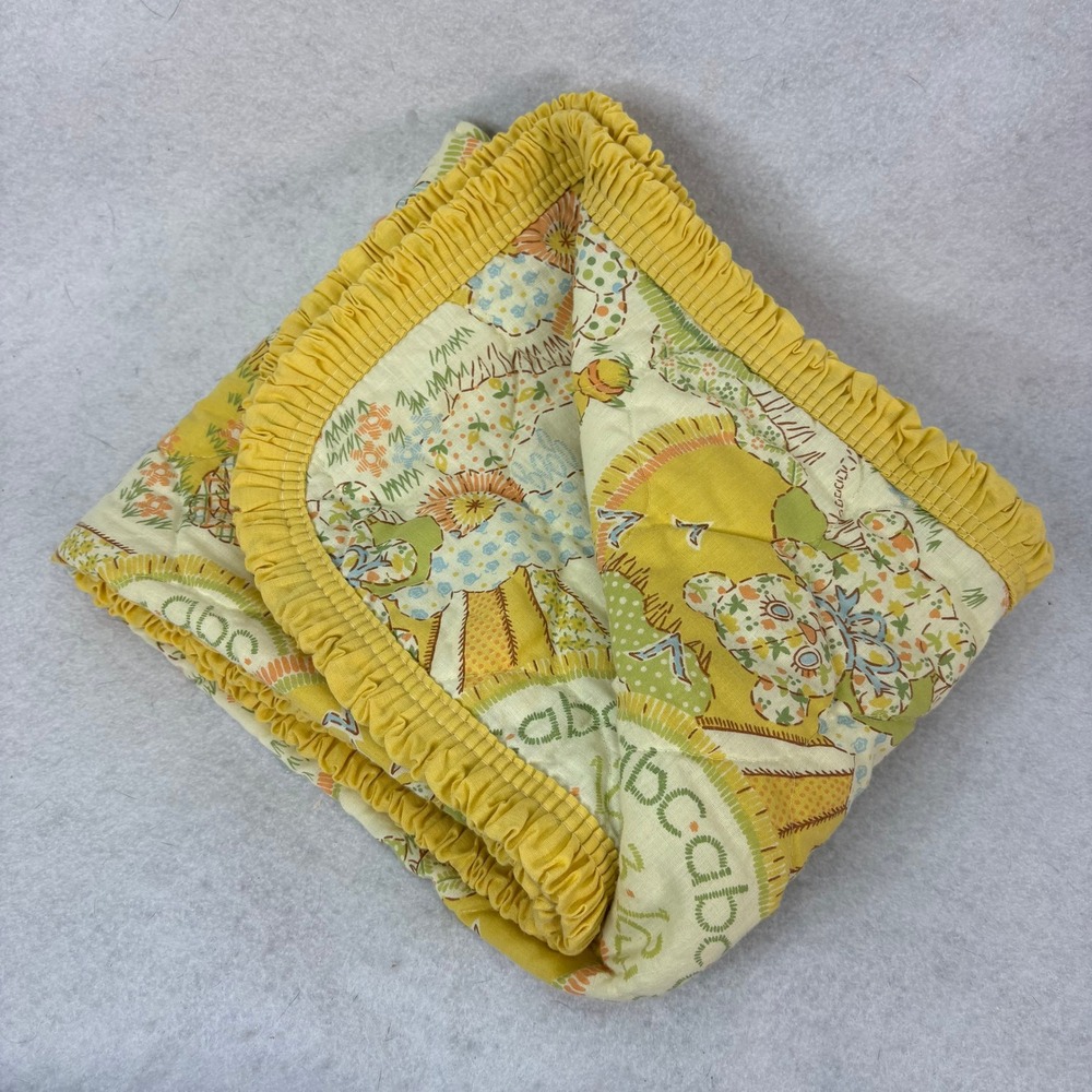 Vintage Sears Yellow ABC 123 Animal Quilted Ruffle Baby Crib Blanket 33"X43"